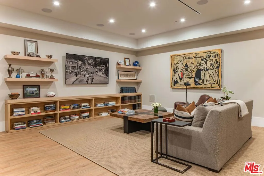 4533 Gentry Avenue, Studio City, California 91607 home-pic-30